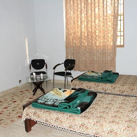 Tulip Guest House Abbottabad Exterior photo