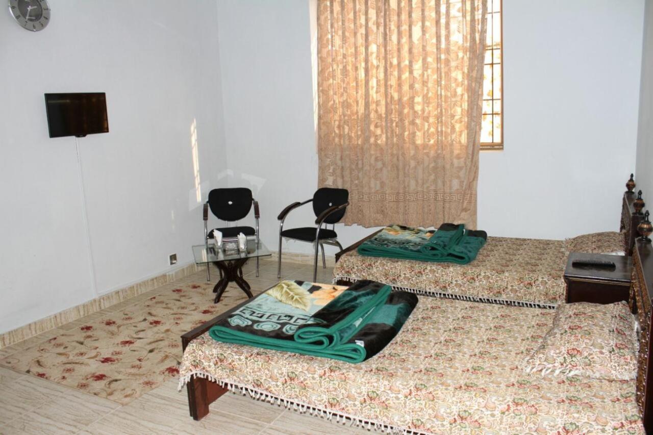 Tulip Guest House Abbottabad Exterior photo